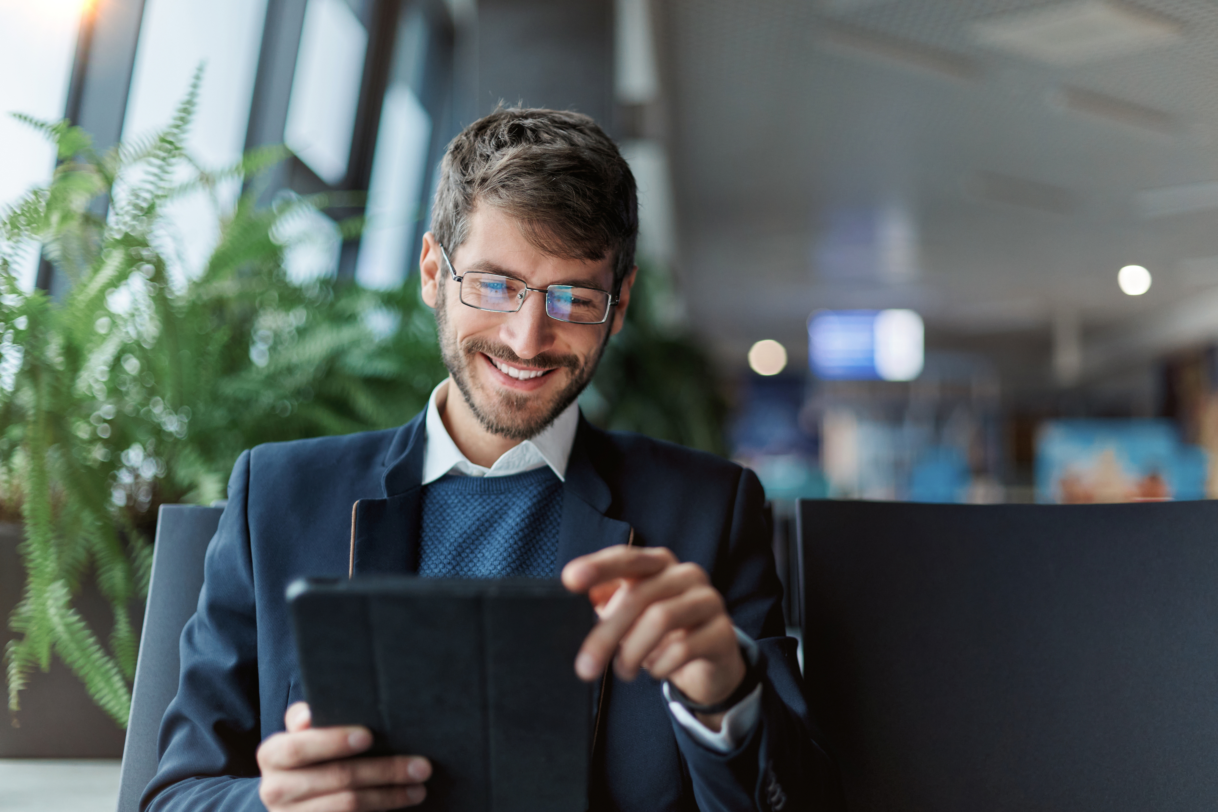 Czym jest call center i kiedy przydaje się w e-commerce? 